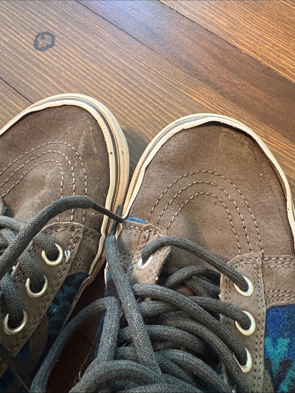 Pendleton Patterned High-Top Vans - Picture 2 of 6